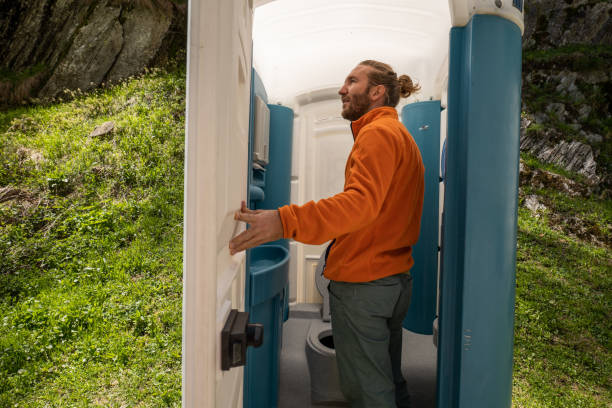 Best Porta potty delivery and setup  in Algonquin, MD